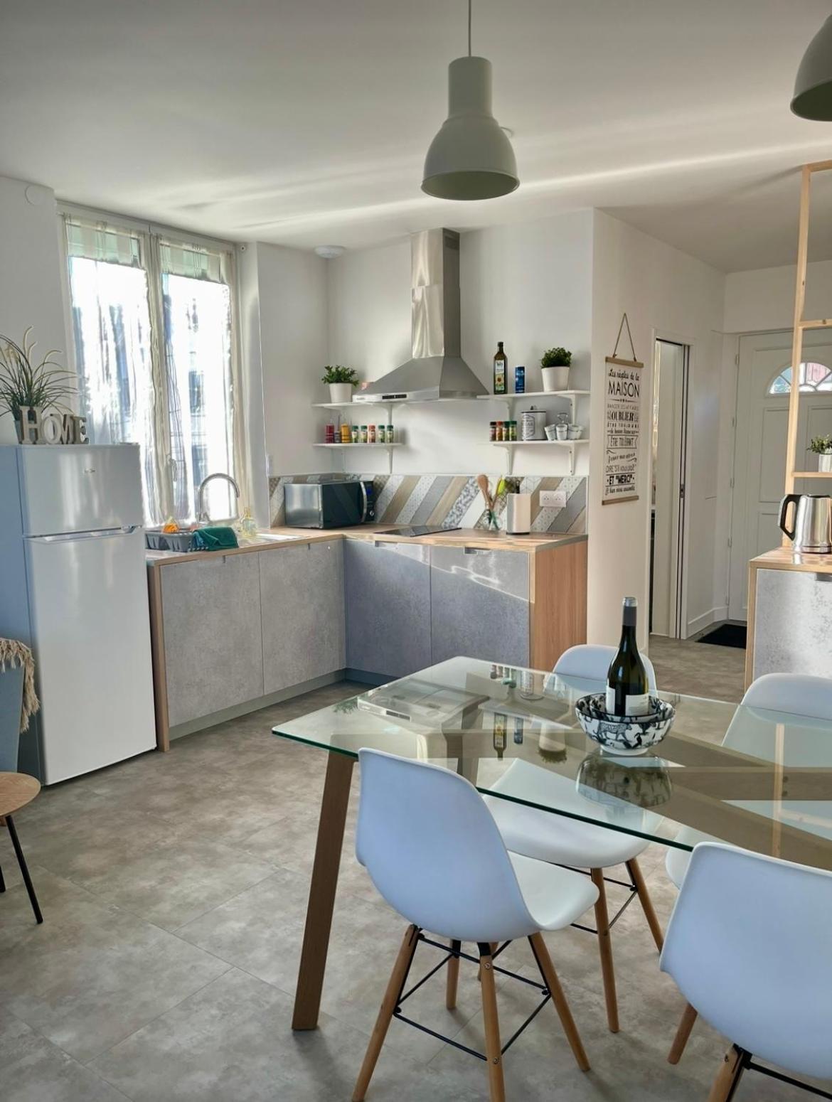 Appartement Cosy Et Calme Avec Parking Et Terrasse Prives Cravanche Exterior foto